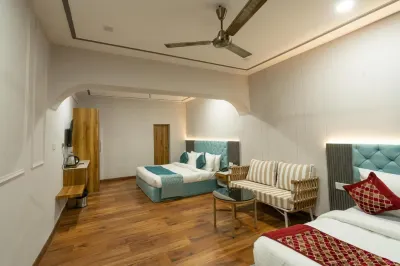 Excel Hotels & Resorts Mall Road Nainital Hotels near Nainital Lake