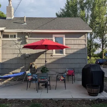 Quaint Murray Home in central valley, near mountains  & IMC Hospital