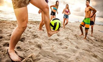 Holiday Home with Garden, Close to the Beach