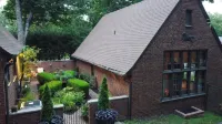 Guest House on Historic Estate in Upstate New York