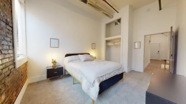 Charming 2-bedroom apartment in the Historic Downtown Grand Island Hotels in 