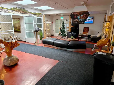 Goiglo Hotel & Hostel