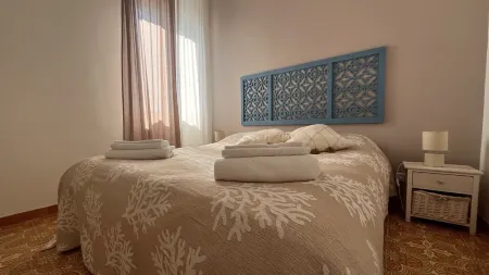 Villa Giorgia, with large garden 50 meters from the beautiful sea of Savelletri.