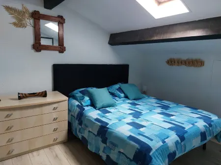 Bel appartement en bord de plage face à la mer Отели в г. Гизоначча