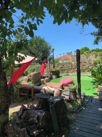 0 bedroom caravan for up to 2 people with swimming pool and barbecue.