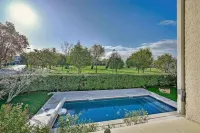 A haven of peace in the heart of Orange