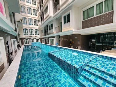 รูปภาพของ3-bedroom condo in fantastic location with AC, fitness room. Enjoy
