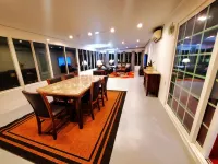 Charming 4-bedroom house with WiFi and AC in tranquil Diamond Bar Hotels in Diamond Bar