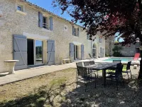 Longère Charentaise Rénovée Avec Piscine, Étang, Grand Parc Boisé