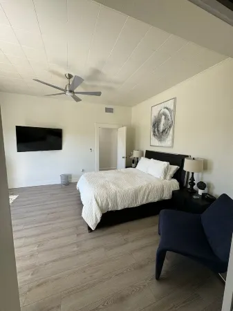 Cozy 2-bedroom house in charming Nogales with AC, WiFi Отели рядом с достопримечательностью «Площадь Ногалес Бордер»