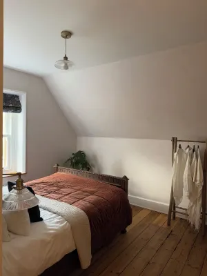 Relaxing retreat in an 1880's Chapel development, coastlines & national parks.