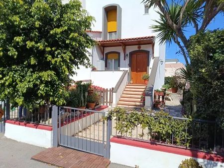 Marleneee! Отели в г. Torre a Mare