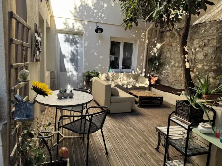 Maison port la Nouvelle Отели в г. Пор-ла-Нувель