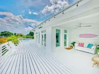 THE RIVER HOUSE MIAMI YOUR BACHELORTTE, EVENT, OR PHOTOSHOOT DESTINATION!! Hotels in West Little River