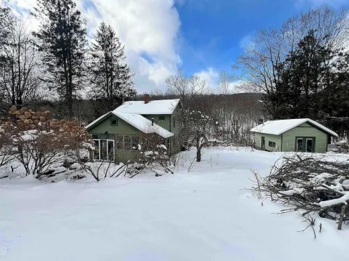 Charming 2-bedroom house  with WiFi outside Fleischmanns, NY Hotels in Halcott