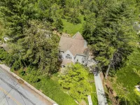 Family Comfort & Hokie Spirit - 1.5 Miles to Campus and Downtown Fun!