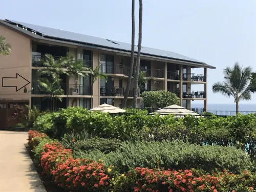 Beautiful 2 Bedroom Ocean Front Building 1 at Kona Makai.