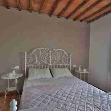 CASTLE - Home Sweet Home Tuscany Rooms