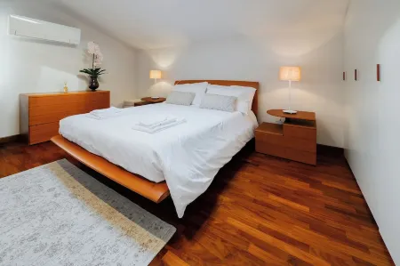 Iaio's Home - Design Home, Netflix & Wi-Fi