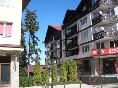 Iglika 2 Studio Cabin - 100 metres from slopes