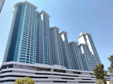 Two-bedroom hotel apartment with a living room and a sea view, VIP