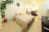 Le Cocon- Netflix - 9 min from the airport - Bright Hotels near Paris Orly Airport