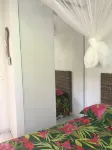 Joli Logement Avec Jardin à Sainte Anne Proche Plage
