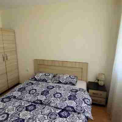 Cozy apartment in Apolon-7, Nessebar near the sea with garden and swimming pools Rooms