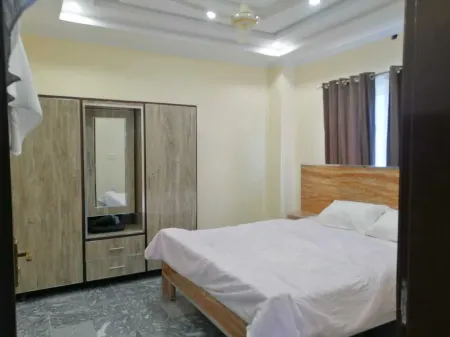 Navid's Holiday Resort & Hotel is Ideal and Economical Holiday Destination. Отели в г. Мурри Техсил