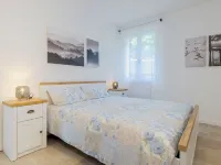 Elegant Euganean Hills apartment with garden view Hotels in Teolo