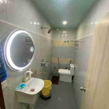 My property is in the middle of Kashi, Kashi Vishwanath temple is 1.5km away Rooms