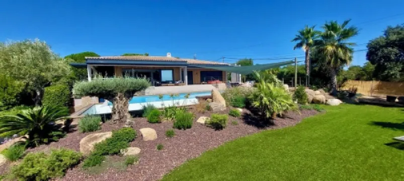 Luxury villa in private estate with sea view and beach access 150 metres away