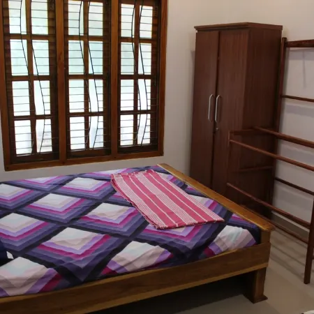 Jaffna Travel & Guest Inn: 2 AC Bedroom first floor AC house with free parking