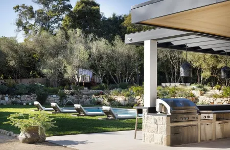 The Starlite House- California Cool Resort Living in Montecito