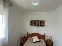 Beachfront apartment (pet friendly) Hotels in Oliva