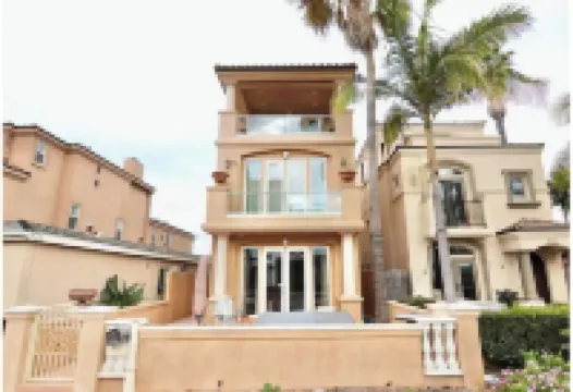 Life’s a beach…house with gorgeous ocean&pier views. A few steps to the waves.,.