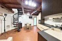 Tom and Jerry Hotels in Lierna