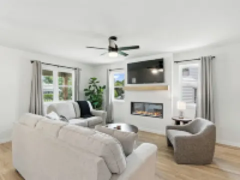 Baraboo Bungalow Hotels in Baraboo