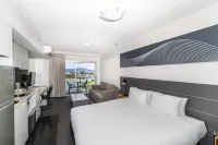 Oaks Townsville Hotel Hotels in South Townsville