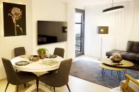 Luxury 2BR & Balcony & Sea view