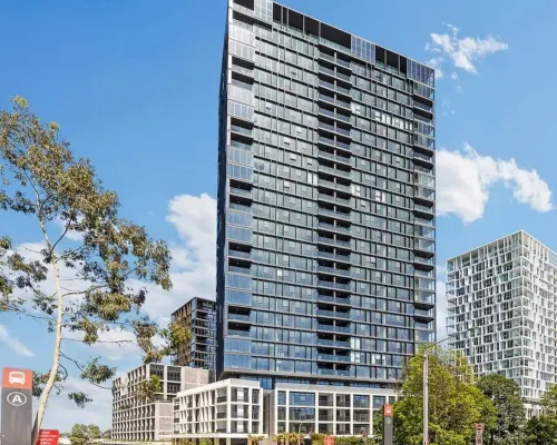 Olympic Park Stylish 2BR | Walk to stadium | Pool & Gym Hotels in Lidcombe