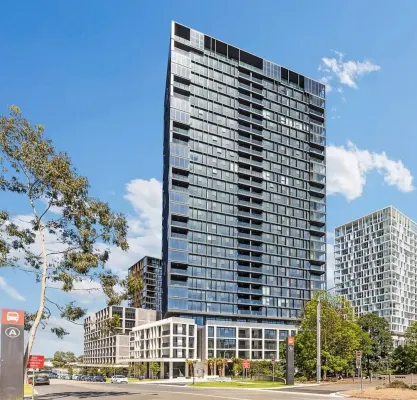 Olympic Park Stylish 2BR | Walk to stadium | Pool & Gym Hotel a Lidcombe