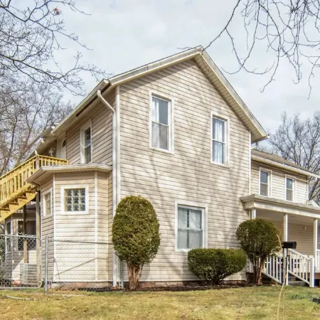 5BedR, Sleeps 16, Big Yard, Game Room, Pet OK, CVNP