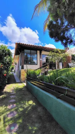 3 bedroom house in Gravatá - PE. Complete with Jacuzzi Отели в г. Гравата