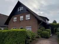 Cozy vacation apartment "Hasenwiese" for 4 people in a quiet location Hotels in Meerbusch