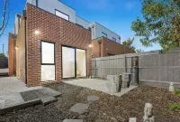 The Grand Luxe Villa (Unit 3/64)