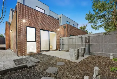 The Grand Luxe Villa (Unit 3/64)