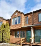 All-Season Condo - Ski Windham l Hunter l Pool l Hike l Fish