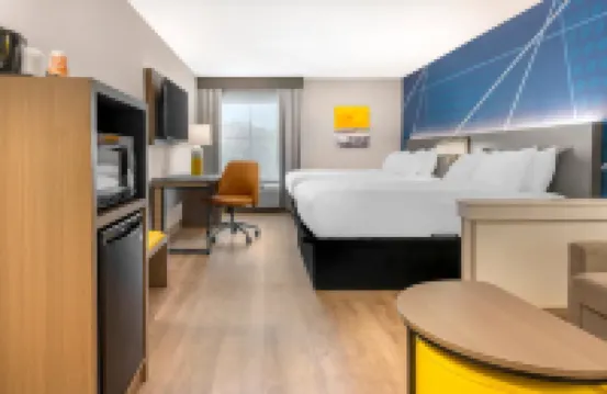 Comfort Inn & Suites Saint Louis Lafayette Square