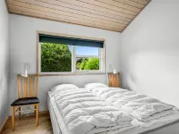 "Lissi" - 3.5km from the sea Hotels in Brovst